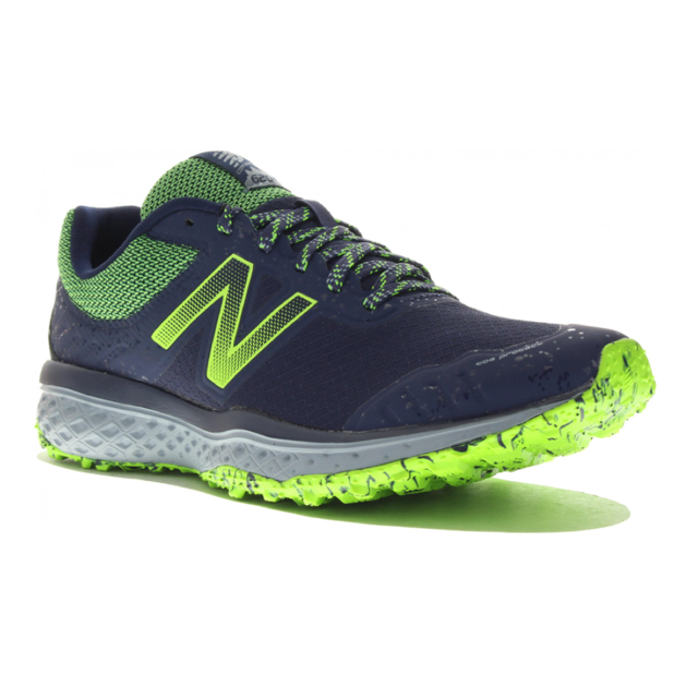 nb trail running shoes